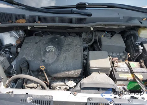 2018 Toyota Sienna Le 8 Passenger from USA, damaged, VIN 5TDKZ3DC1JS910324